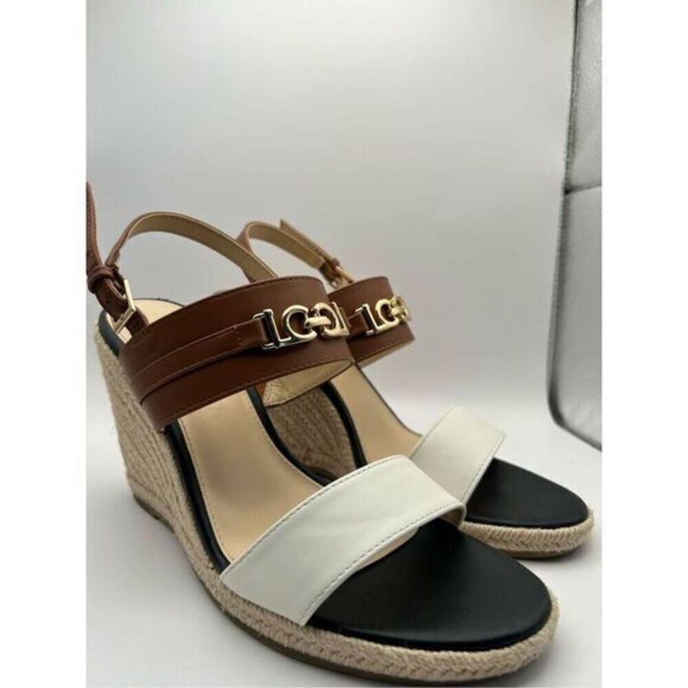 Liz Claiborne Wedges Size 10 with Memory Foam